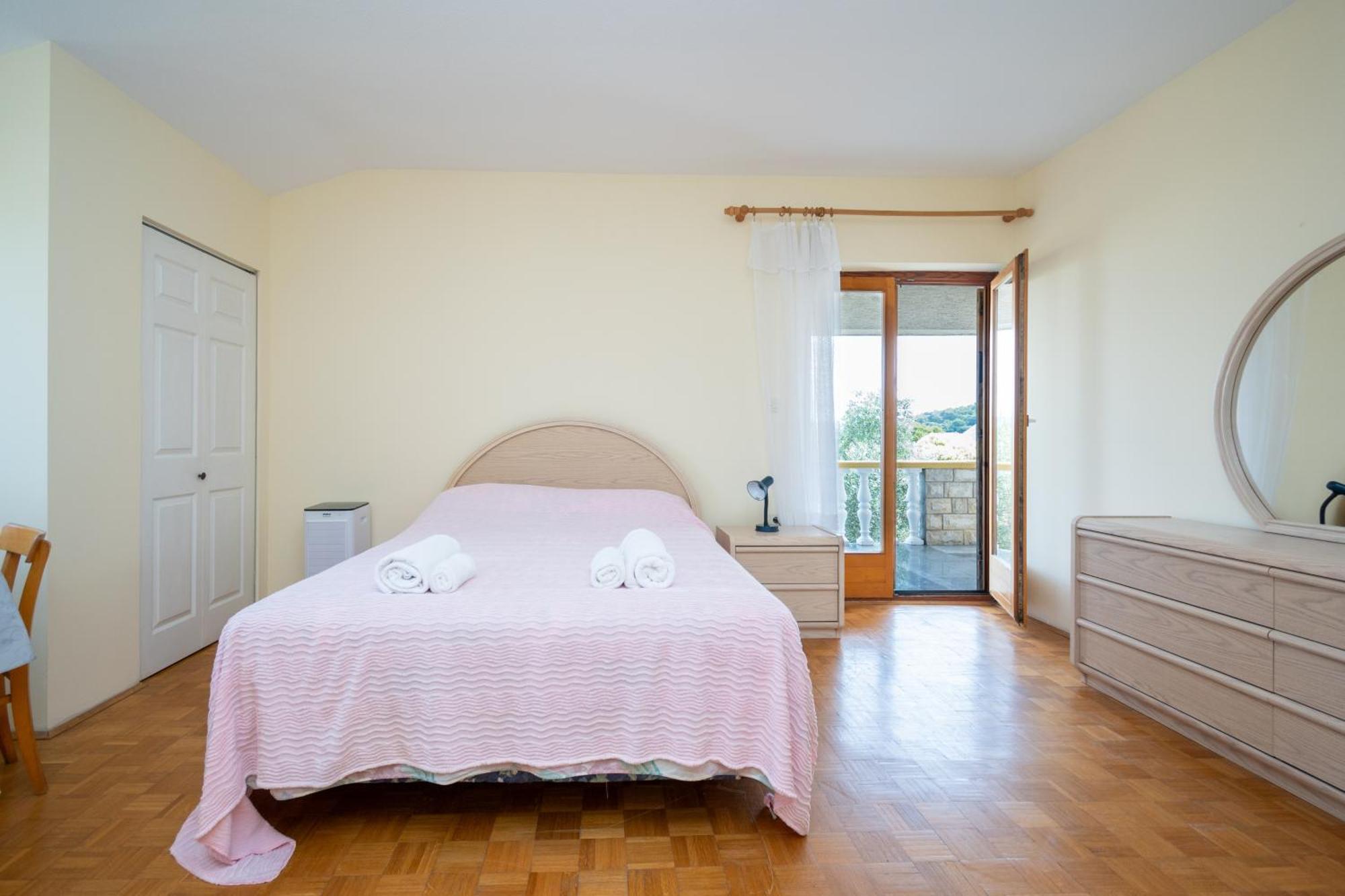 Apartments And Rooms By The Sea Mrljane, Pasman - 327 Nevidane Номер фото